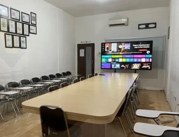 Ruang Etalase Produk Tenant